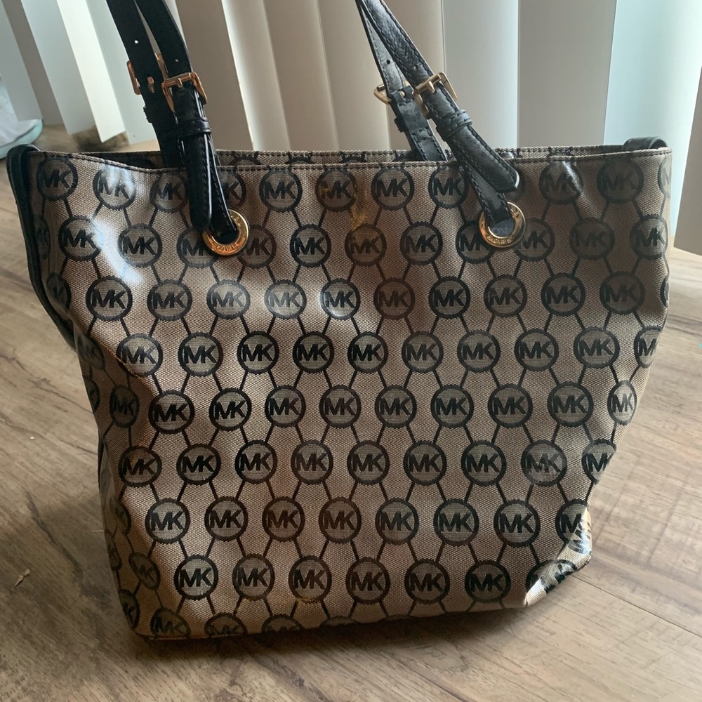 Michael Kors Tote